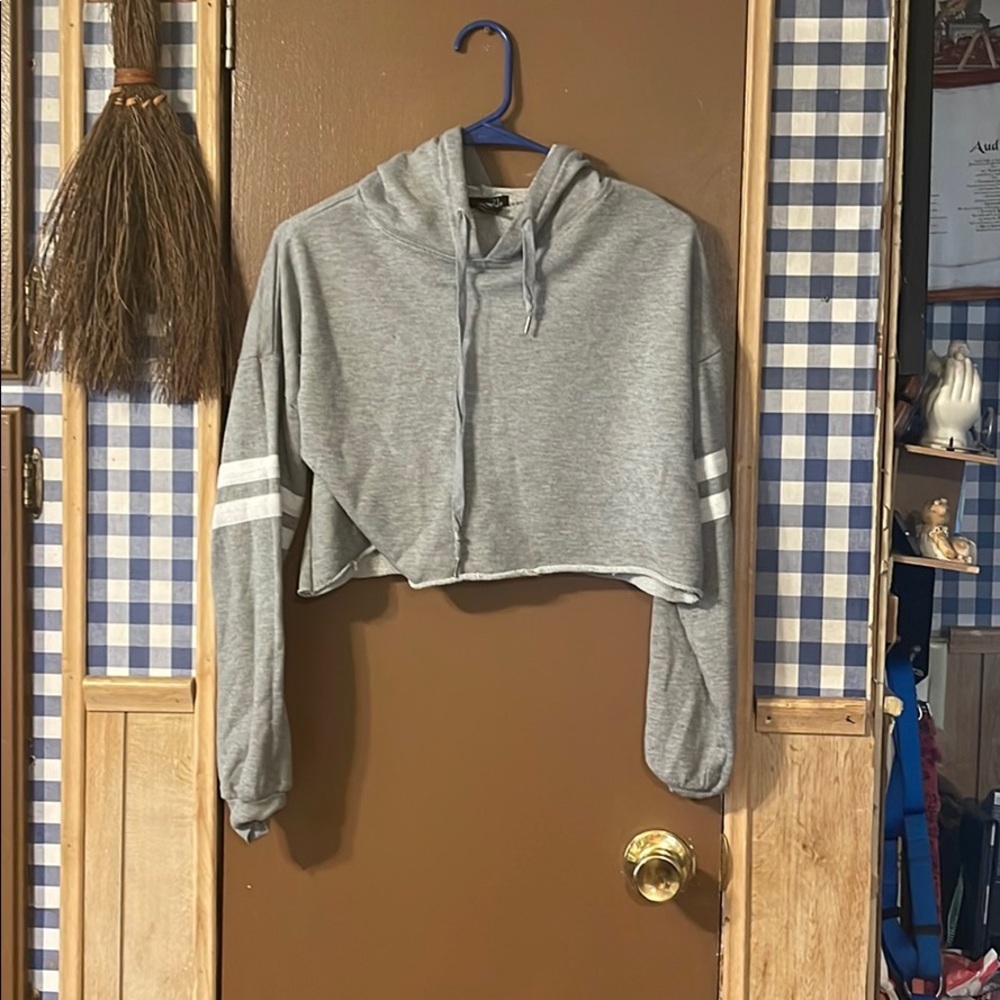 Cropped hoodie